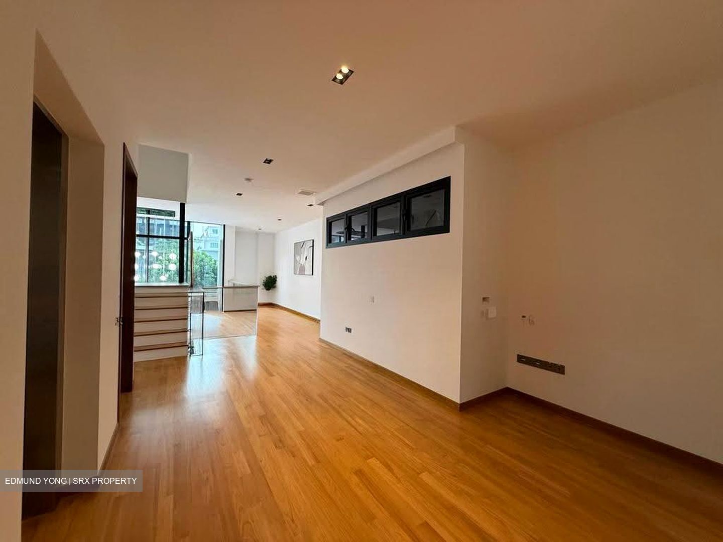 Sembawang Straits Estate (D27), Terrace #627457571